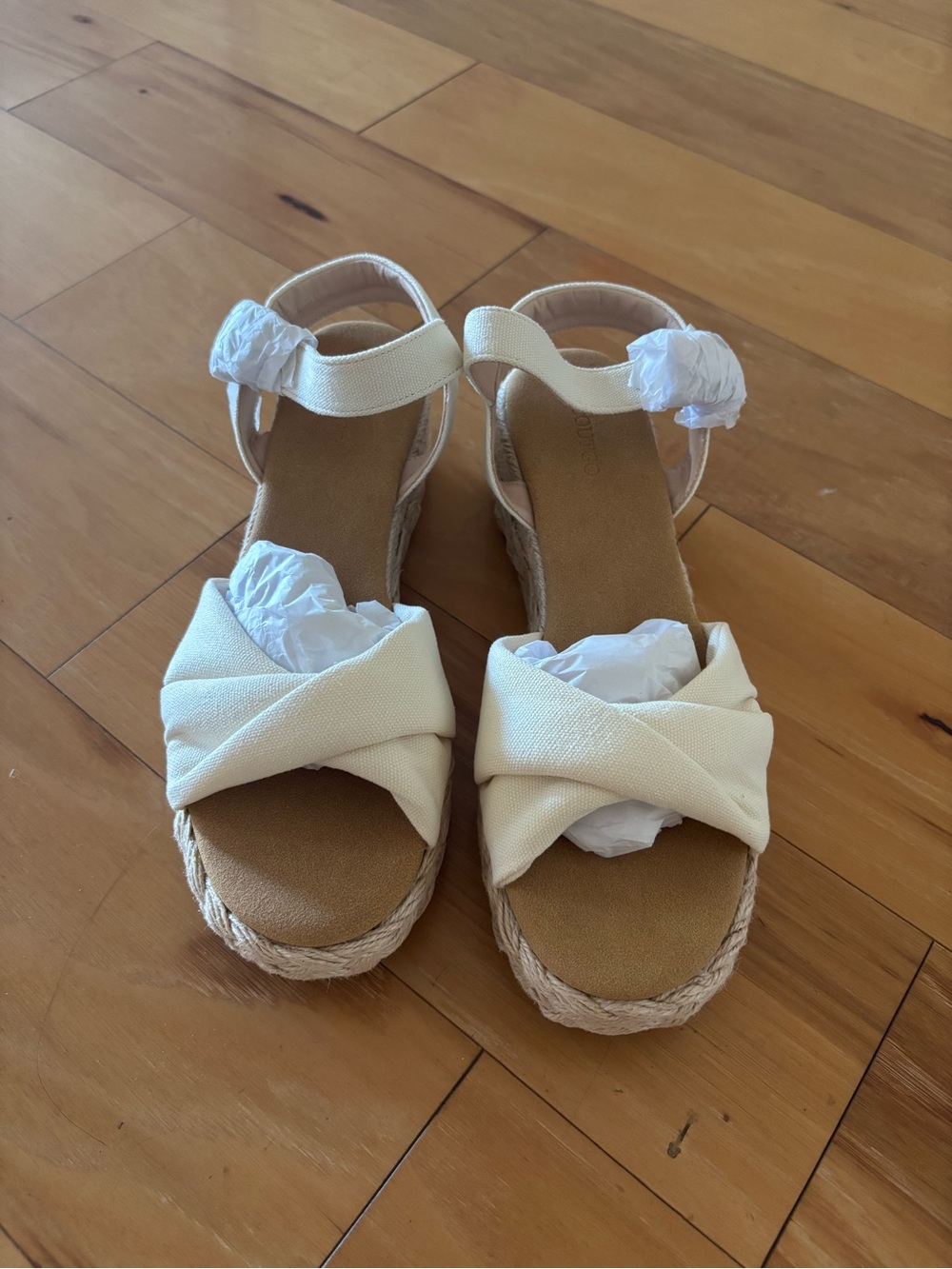 Women’s Cream Cross-Band Espadrille Wedge Sandals with Ankle Strap